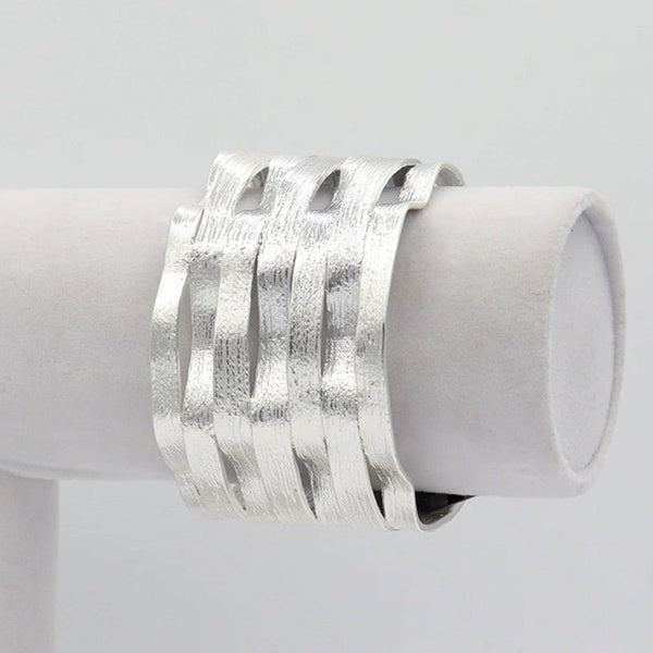 Wavy Open Cuff - Leila Jewels