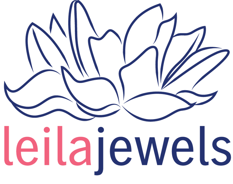 Beautiful fashion jewelry and unique gifts, perfect for holidays and special occasions. 
Handcrafted designs from American and international artists, curated for the discerning customer. 
Judaica gifts for weddings, bar/bat mitzvahs, housewarmings and Jewish holidays.
Jewelry made from sterling silver and gemstones.