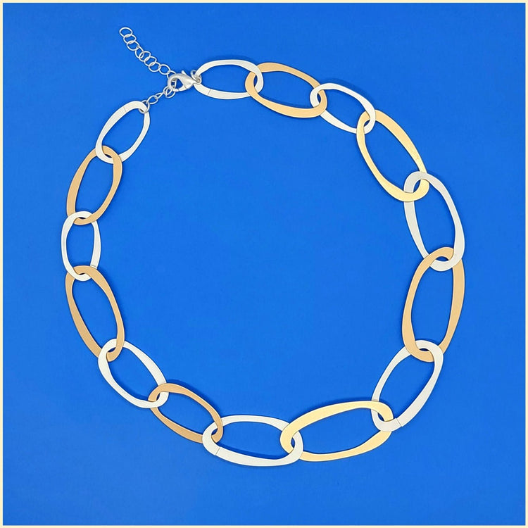 Oval Loops Necklace - Leila Jewels