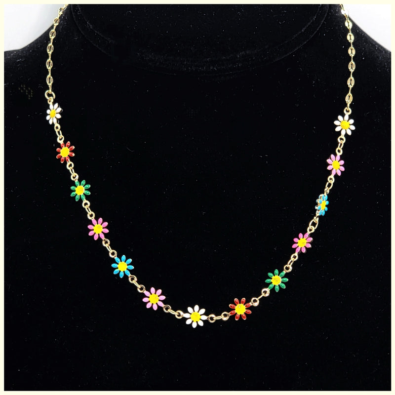 Enamel Daisy Flowers Necklace - Leila Jewels