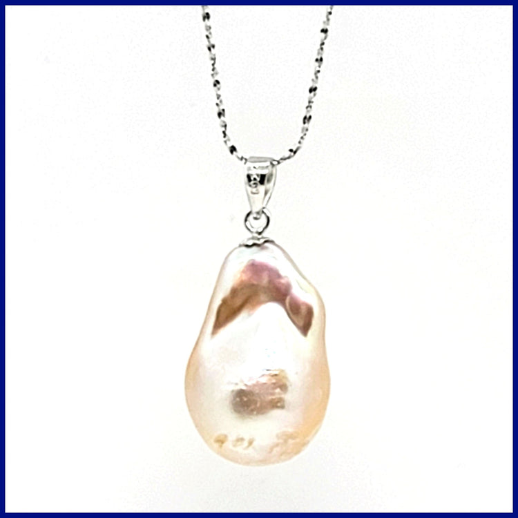 Baroque Pearl Pendant Necklace - Leila Jewels