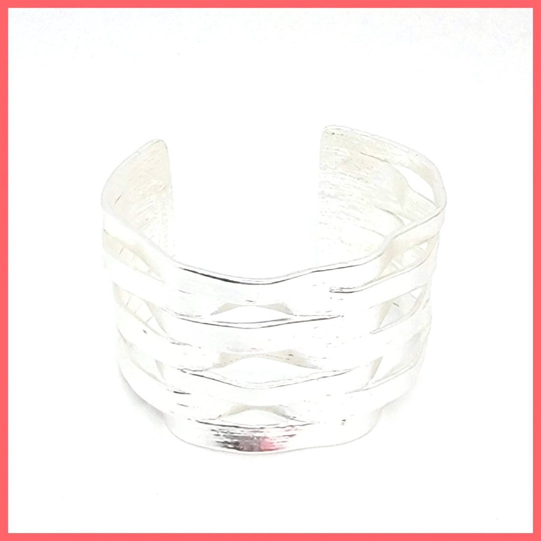 Wavy Open Cuff - Leila Jewels