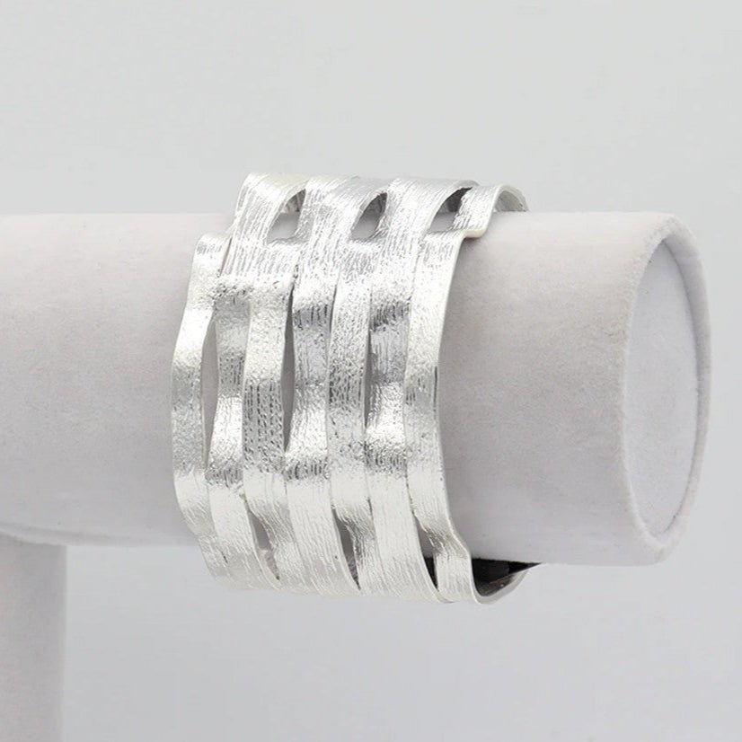 Wavy Open Cuff - Leila Jewels