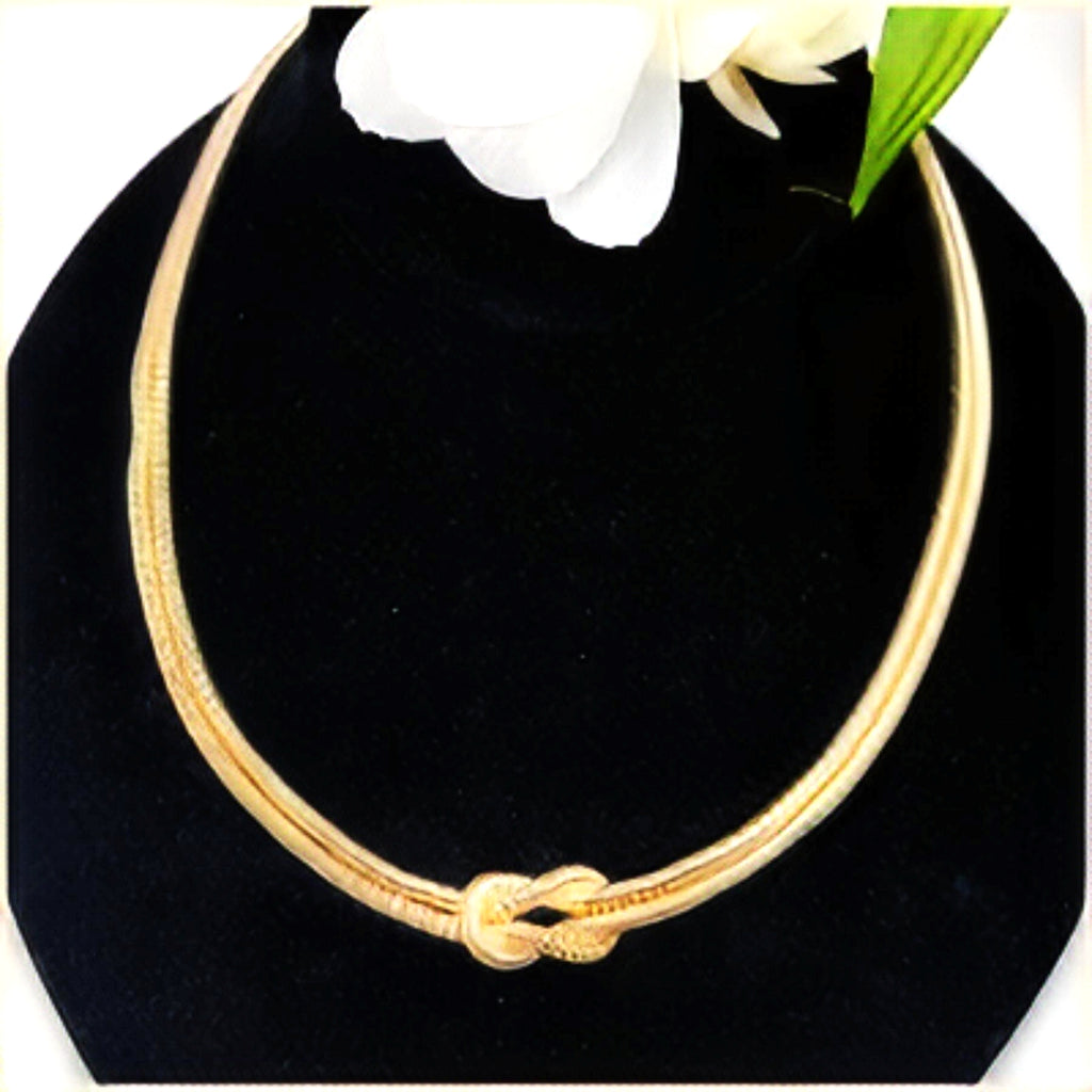 Golden Knot Necklace - Leila Jewels