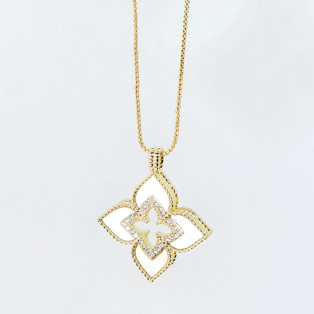 Mother of Pearl Venetian Clover Pendant Necklace - Leila Jewels