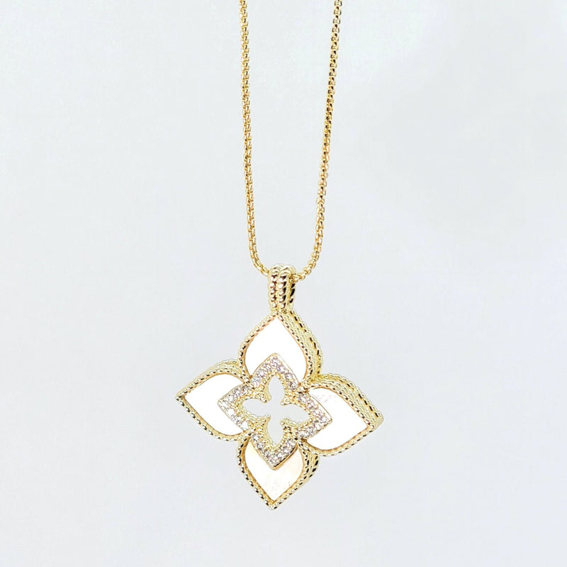 Mother of Pearl Venetian Clover Pendant Necklace - Leila Jewels