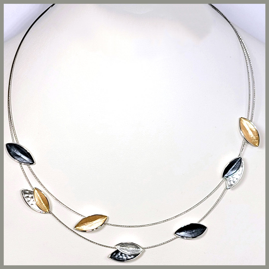 Enamel Leaves Necklace - Leila Jewels