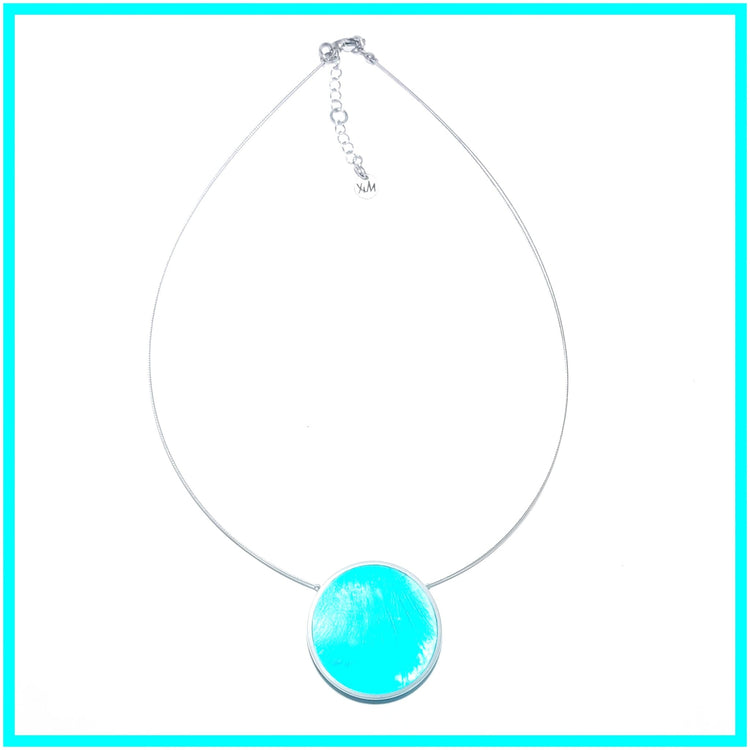 Reversible Round Pendant Necklace - Leila Jewels