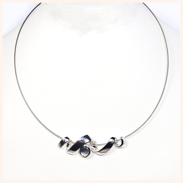 Abalone Ribbon Necklace - Leila Jewels