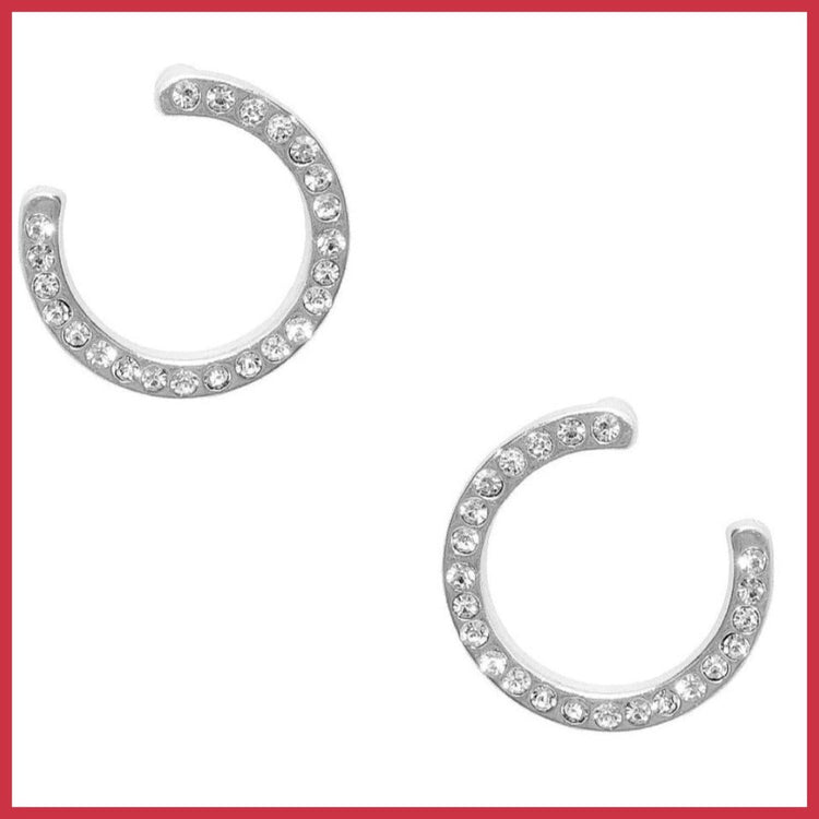 Pavé Circle Earrings - Leila Jewels