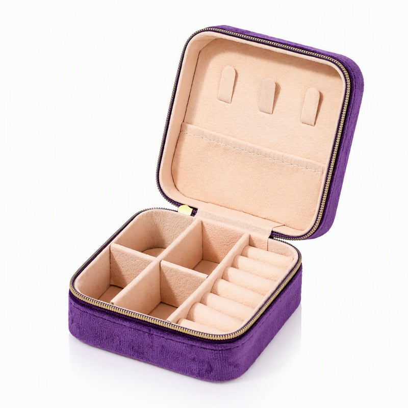 Weekend Luxe Travel Jewelry Organizer – Plush Microfiber Case