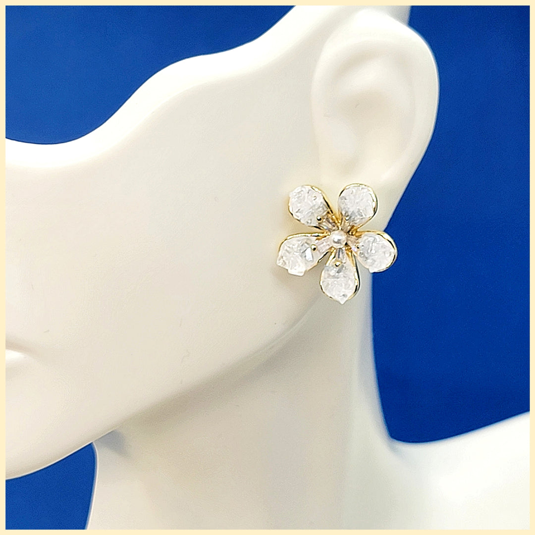 Druzy Stone Daisy Earrings - Leila Jewels