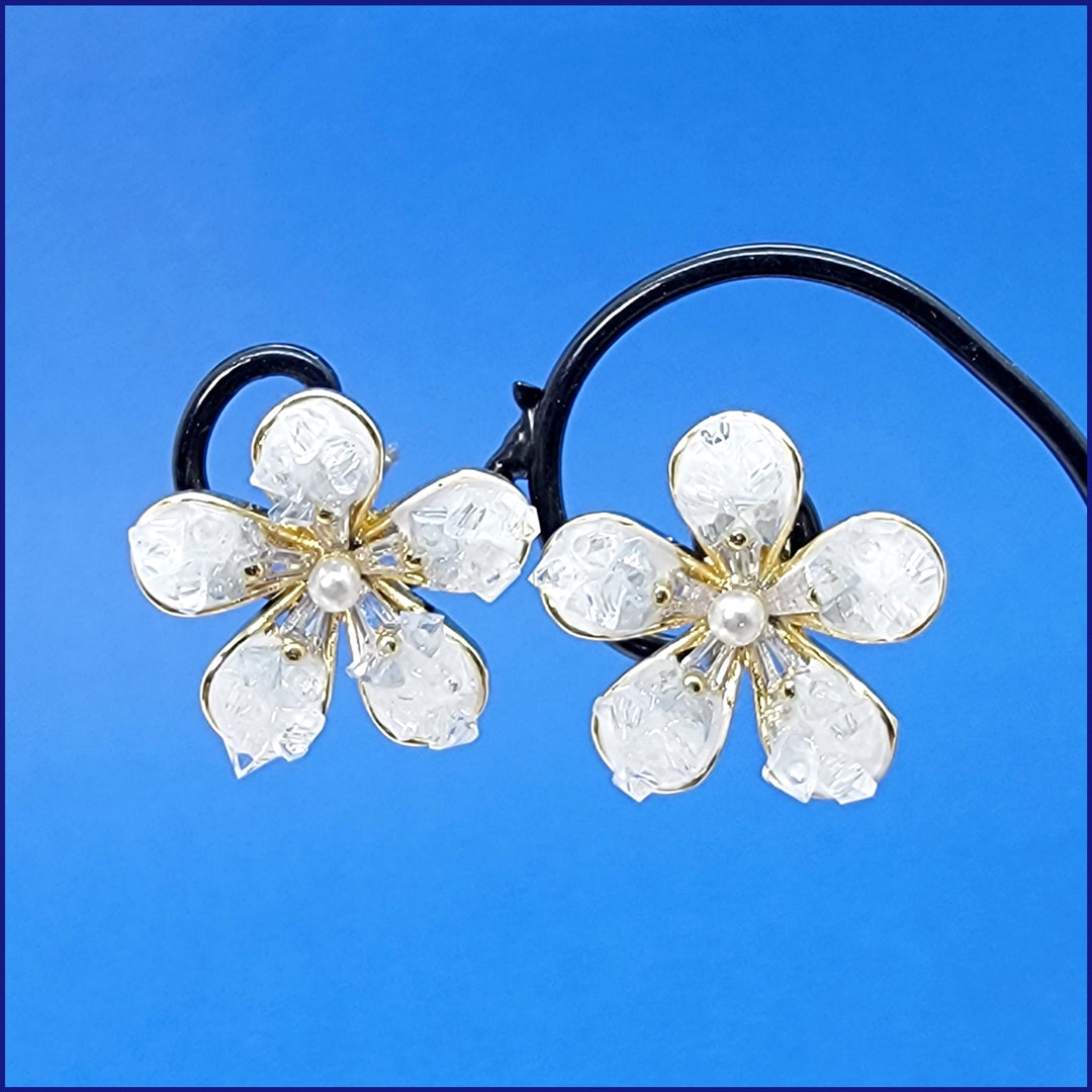 Druzy Stone Daisy Earrings - Leila Jewels