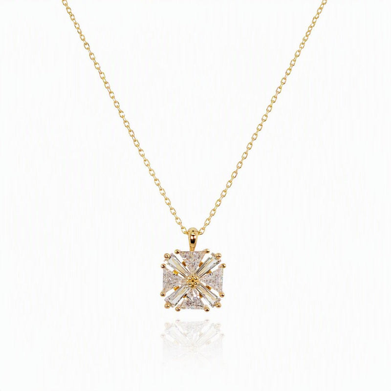 Starburst Cluster Pendant Necklace - Gold Vermeil - Leila Jewels
