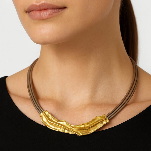 Crumpled Gold and Leather Necklace - Leila Jewels