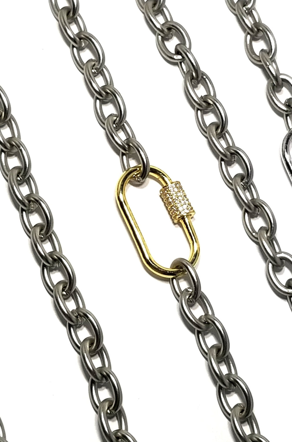 Matte Chain with Pavé Lock - Leila Jewels