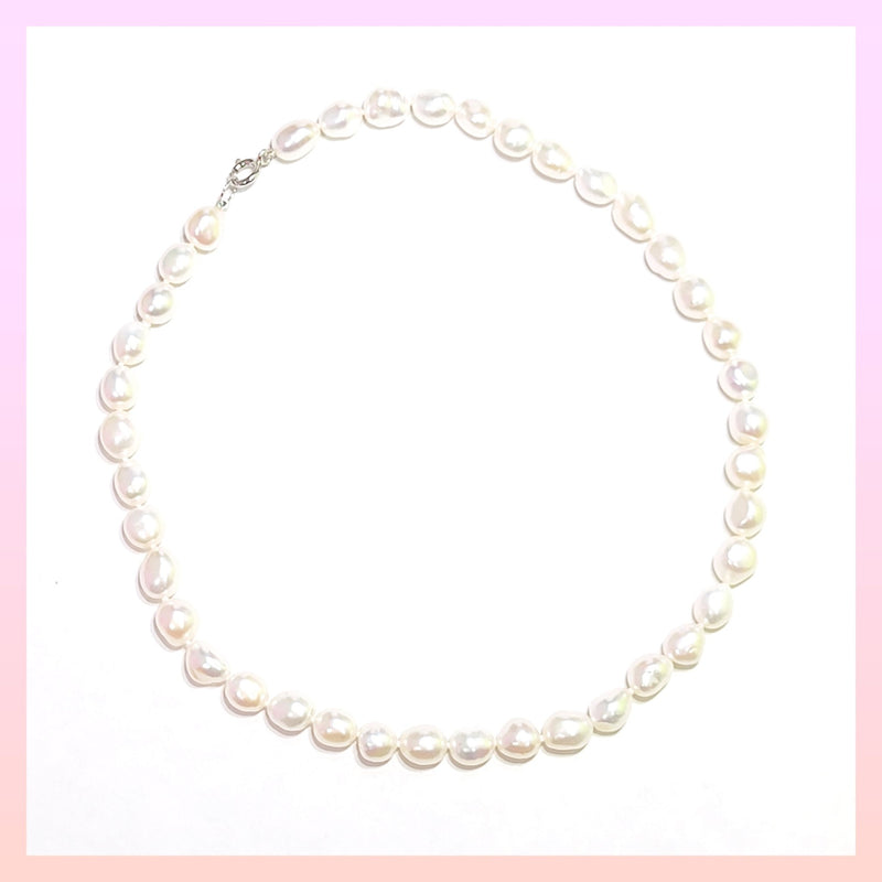pearl necklace