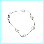 pearl station bracelet