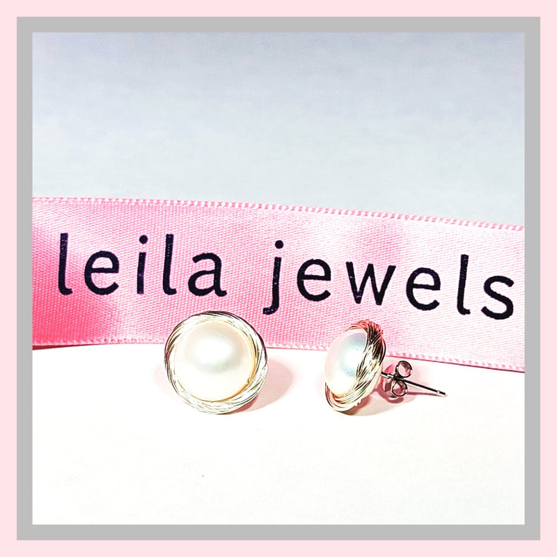 wire wrapped pearl earrings