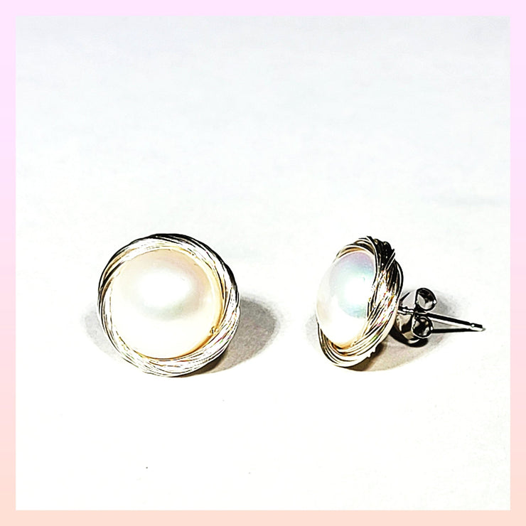 wire wrapped pearl earrings
